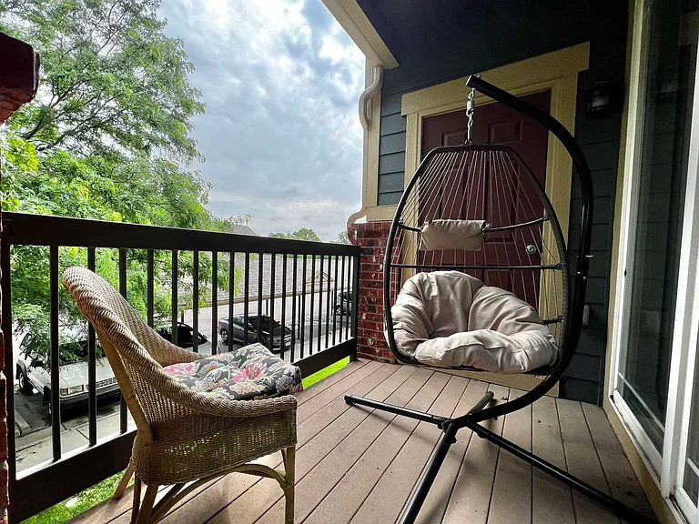 2133 Krisron Rd #C-202 — Photo 14