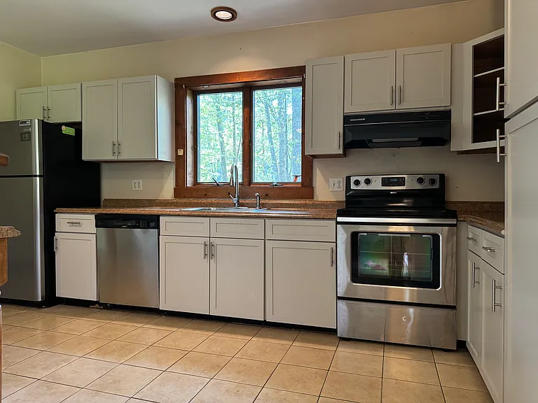 10 Barnstead Rd — Photo 3