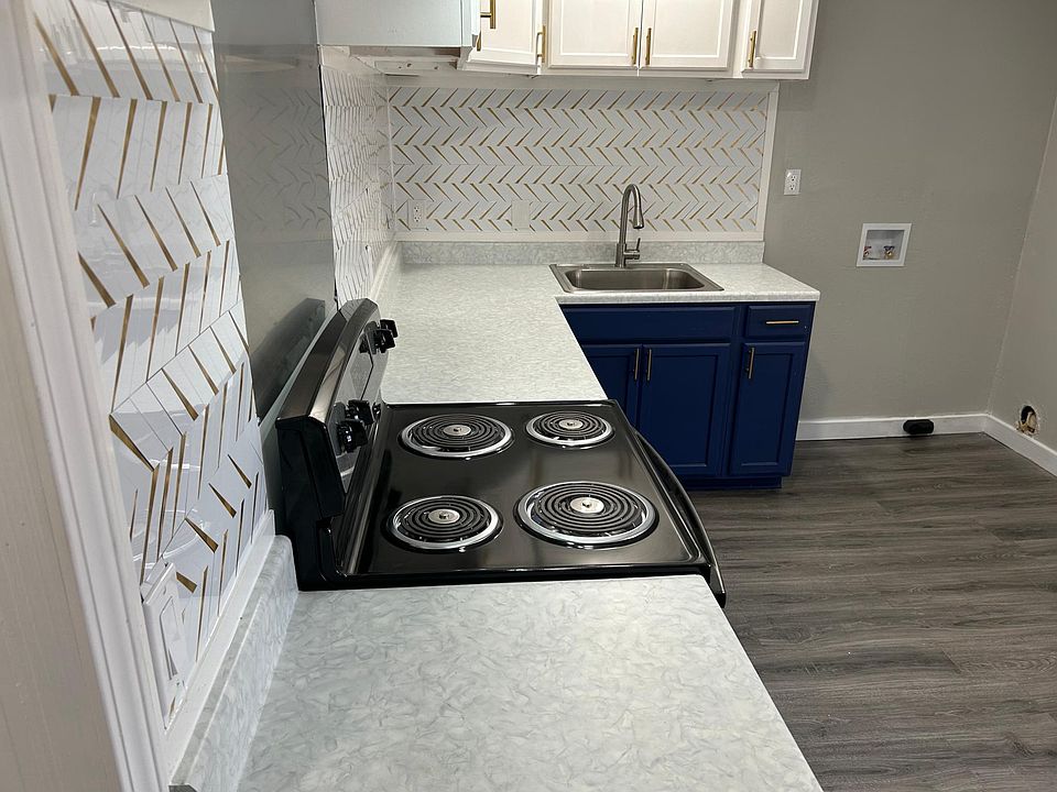 1st image of 2508 Oak Forest Dr APT D