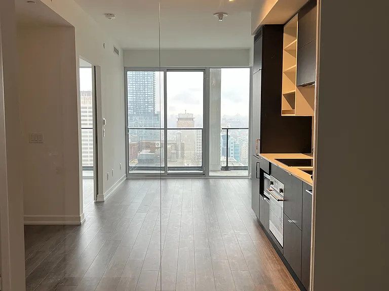 20 Edward St #2612 — Photo 13