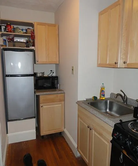 Highland Ave — Photo 3
