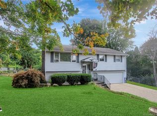 21A Sherwood Dr, New Milford, CT 06776