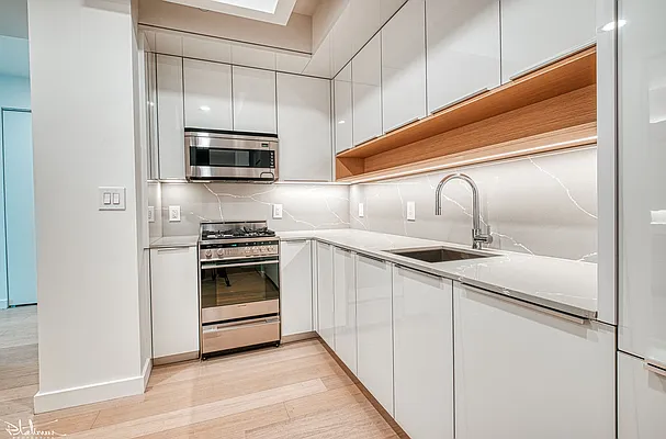 Rented by Platinum Properties | media 31