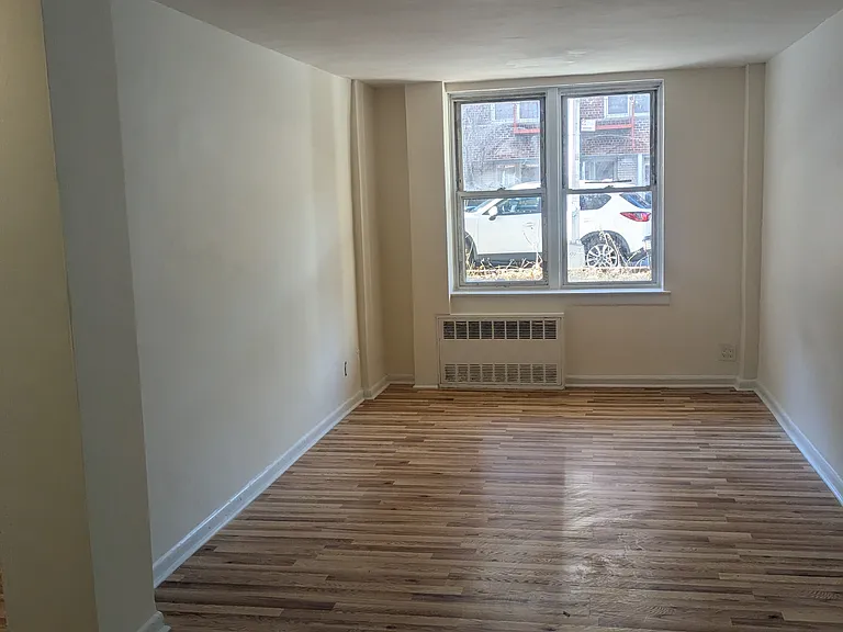 41-25 50th St #LB — Photo 2