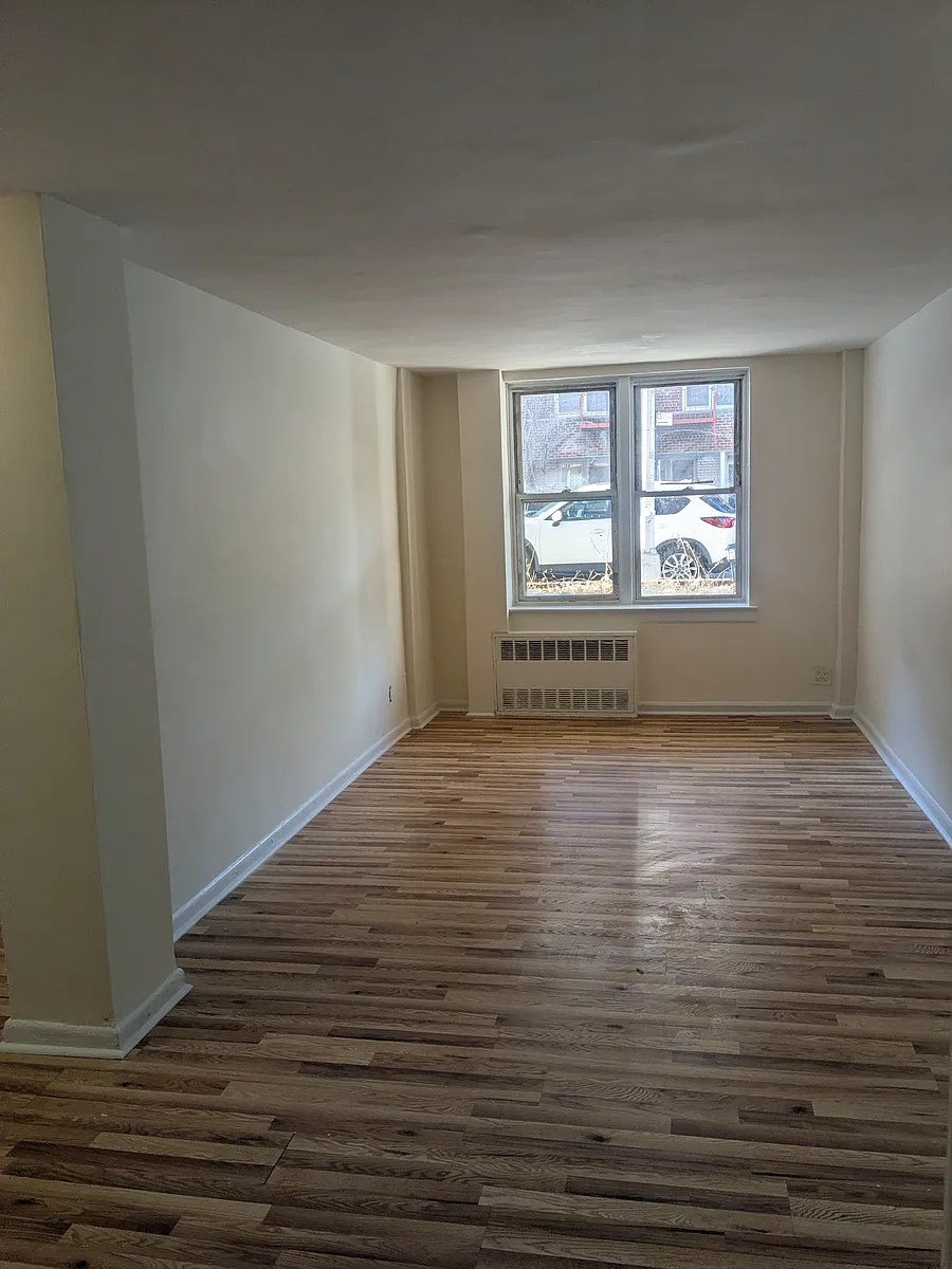 Building Photo - 41-25 50th St #LB