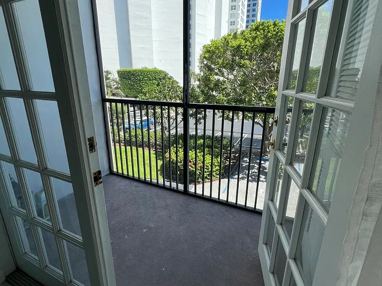 1601 S Flagler Dr #106O — Photo 9