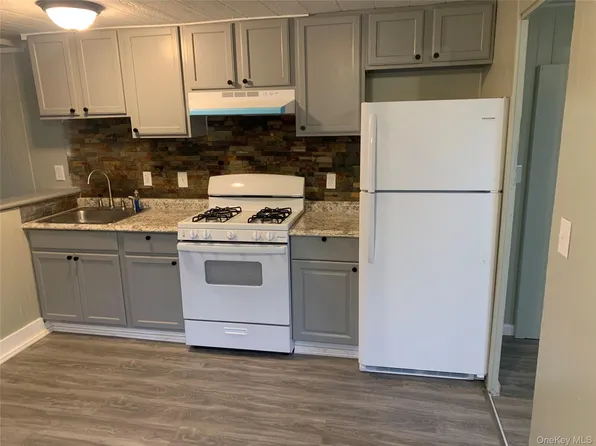 112 Jefferson Heights #16, Catskill, NY 12414