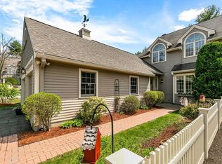 17 Hickory Pond Ln, Atkinson, NH 03811