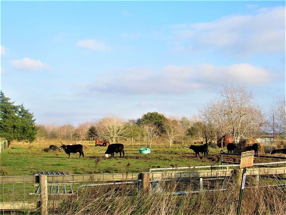 1st image of 631 County Road 364