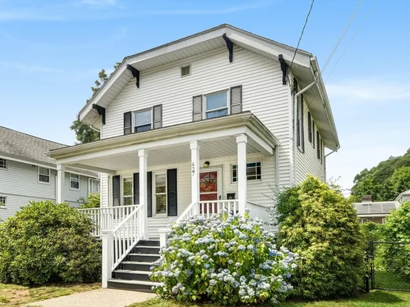 427 Albemarle Rd, Newton, MA 02460