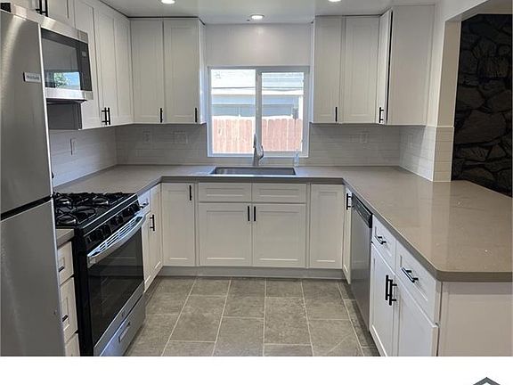 3rd image of 4702 Montair Ave #1