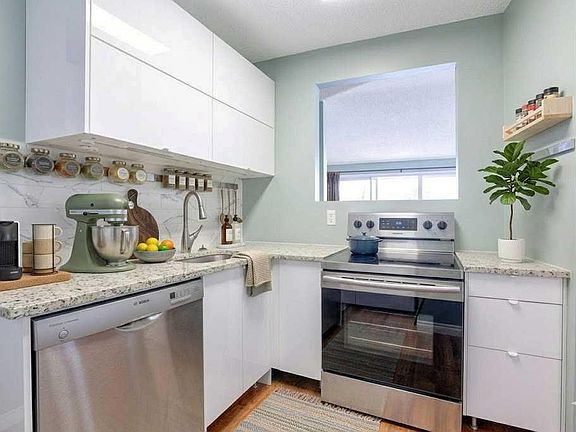 4th image of 231 Heritage Dr SE #35B