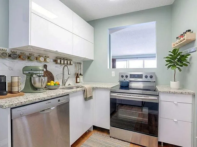 231 Heritage Dr SE #35B — Photo 4