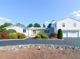 206 Shun Pike, Johnston, RI 02919