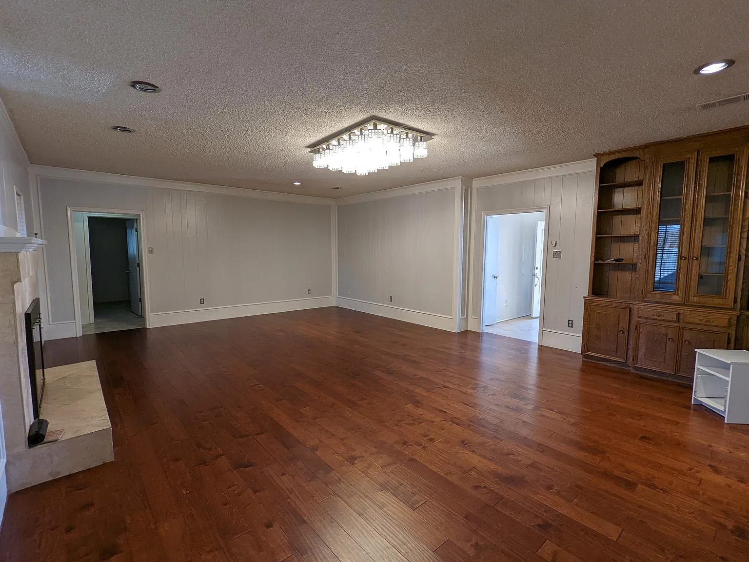 4 bed, 3.5 bath, 2545 sqft, $3,100 — Photo 2