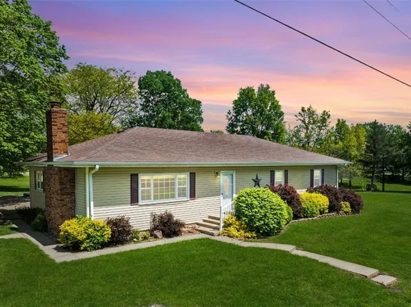 709 Ogden St, Gallatin, MO 64640