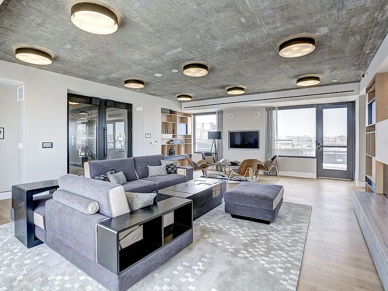 Rooftop Lounge