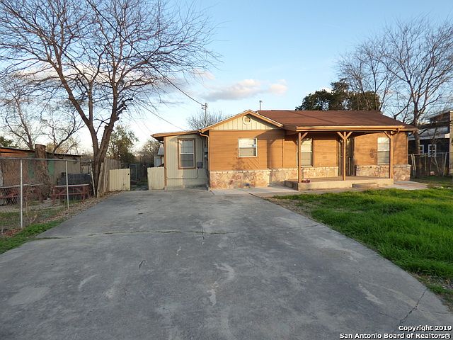 1st image of 318 W Ligustrum Dr