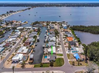 10216 Spoonbill Rd E, Bradenton, FL 34209