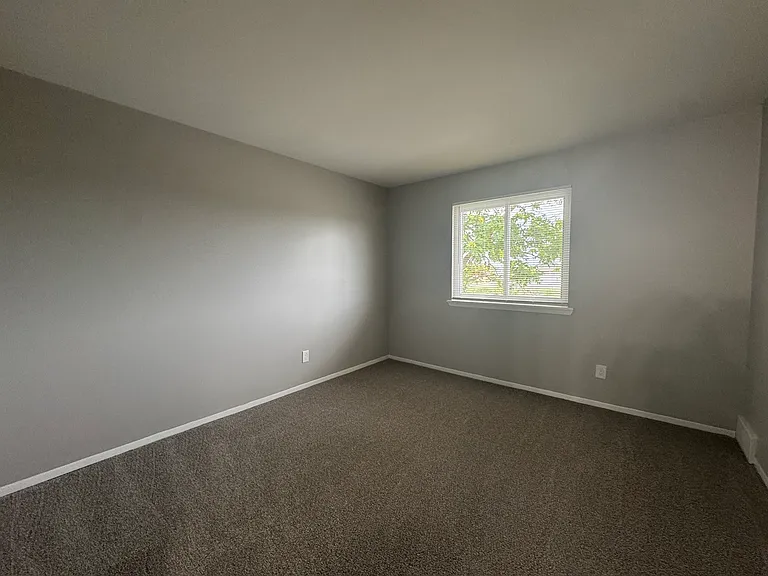 939 James St #STREET11 — Photo 10