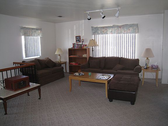 3rd image of 659 Correll Ave