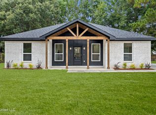 1457 Rue De Courmont, Gautier, MS 39553