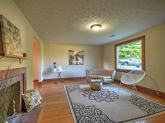 5th image of 2113 Cypress St