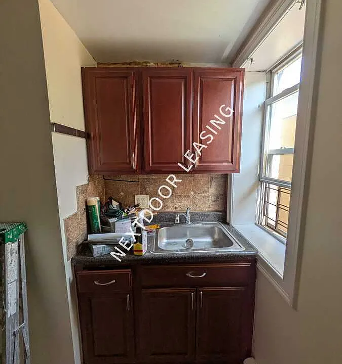 554 Avenue C #3CM
