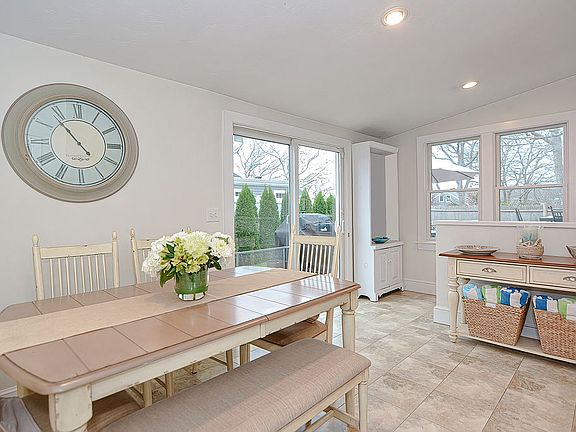 Entryway and dining room