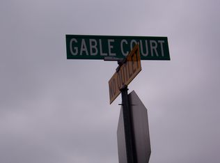 8 Gable Ct, Sicklerville, NJ 08081