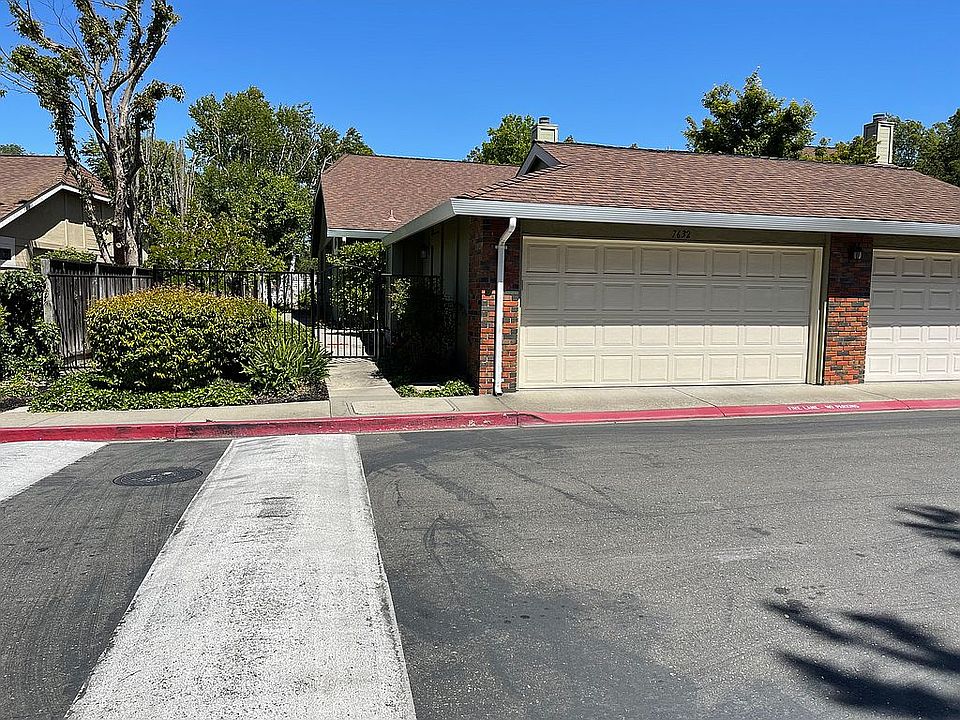 2nd image of 7632 Arbor Creek Cir