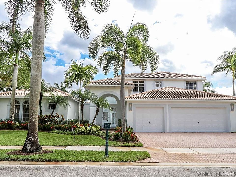 1st image of 2532 Montclaire Cir #0