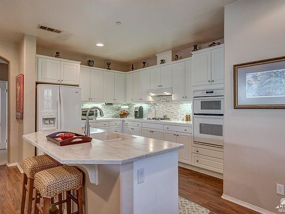 3rd image of 1898 Savanna Way