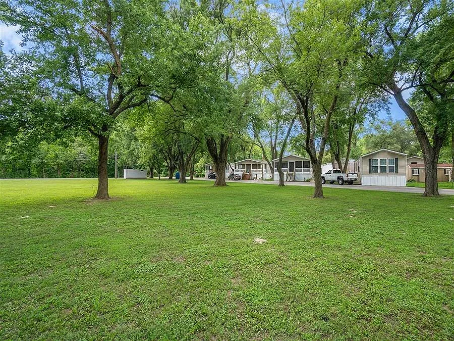4733 NW. Green Hills Ct. — Photo 3