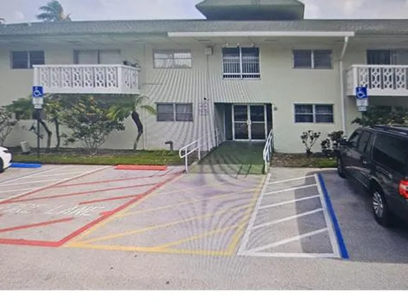 4200 NW 3rd Ct APT 122, Plantation, FL 33317