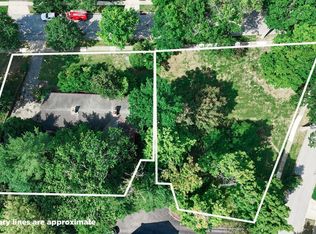 1130 Rookwood Dr, Cincinnati, OH 45208
