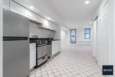 Rented by Bond New York