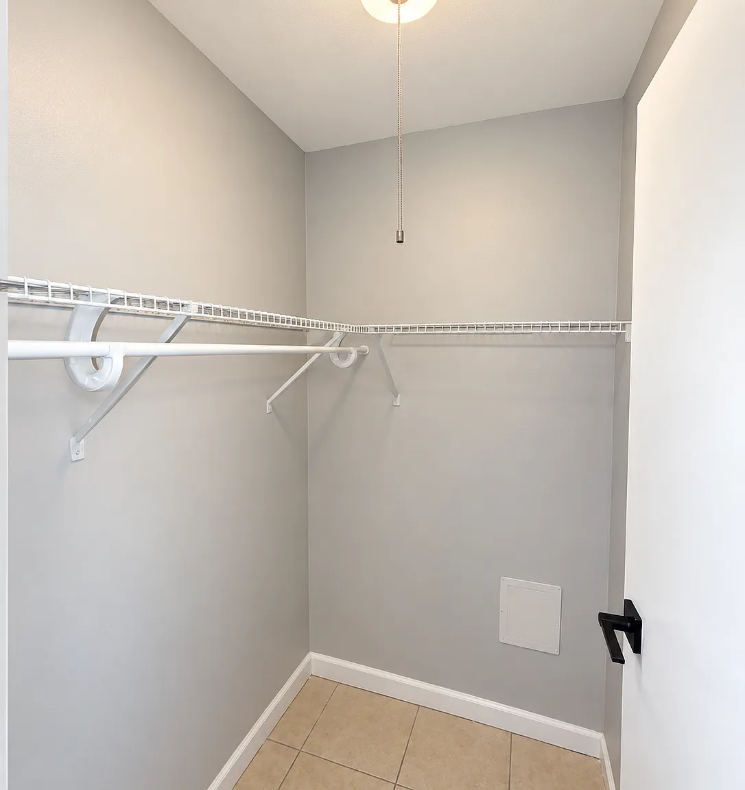 5657 W Fullerton Ave — Photo 2