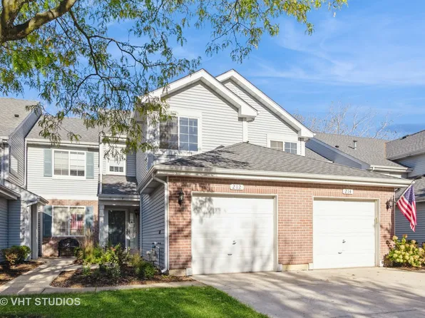 212 Sierra Pass Dr, Schaumburg, IL 60194