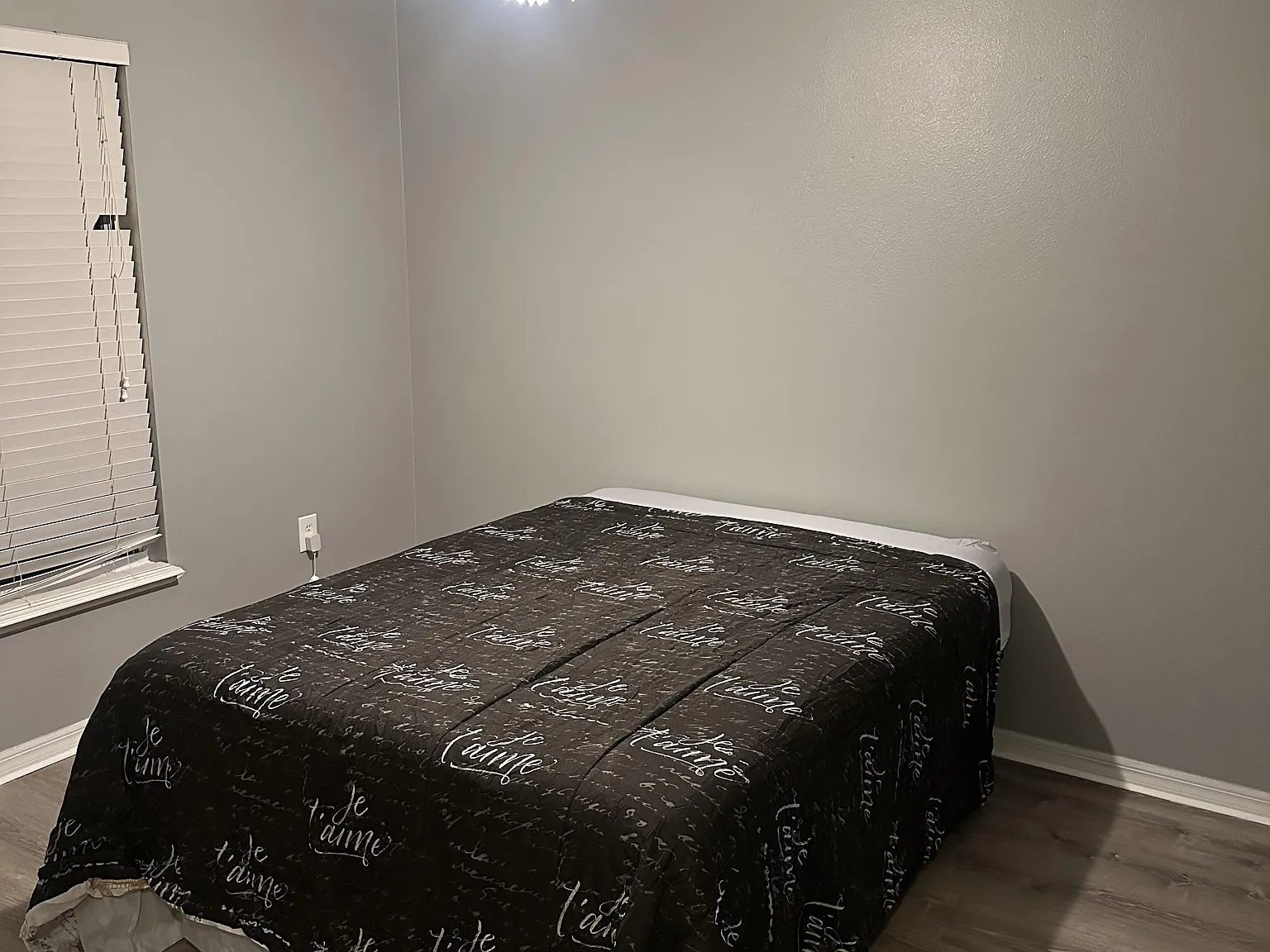 4 bed, 2.5 bath, 3160 sqft, $737 — Photo 1