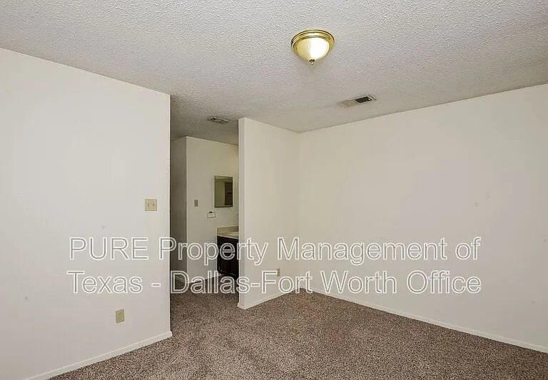 7525 Windhaven Rd — Photo 10