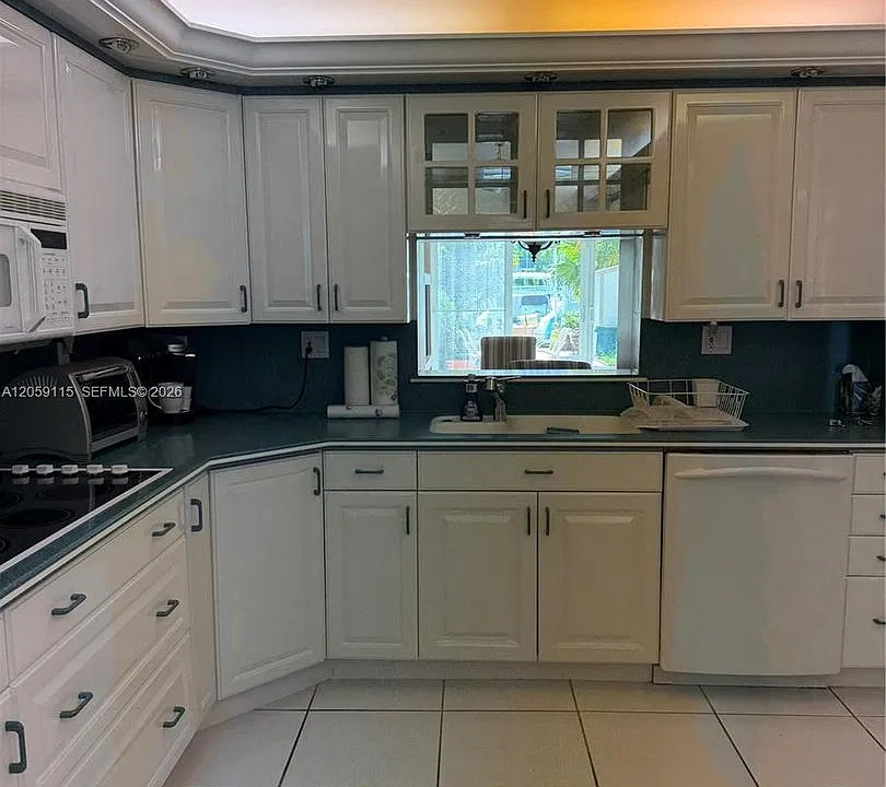 612 NE 25th Ave #51