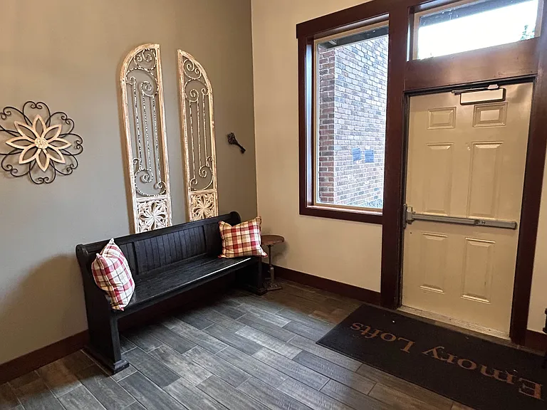 EMORY LOFTS — Photo 18