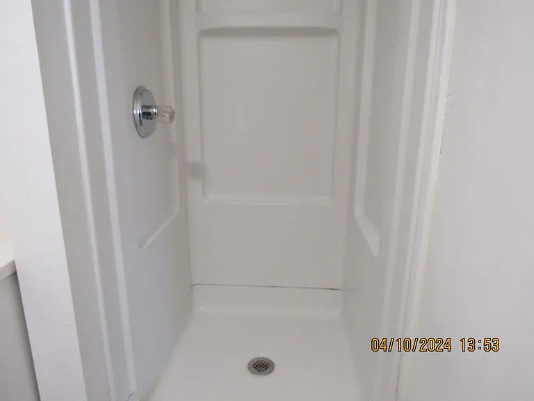 755 W 2nd St #2 — Photo 8