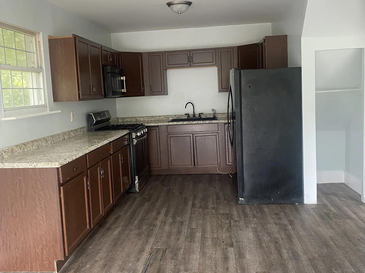 131 Johnston Road - 1 — Photo 2