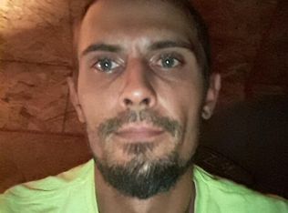 223 Charlie Taylor Rd, Hubert, NC 28539