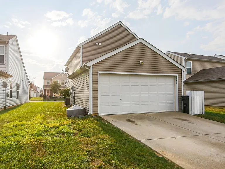 3928 Shepherds Run — Photo 1