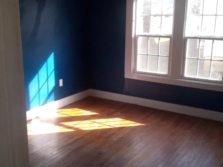 505 N Fir St — Photo 8