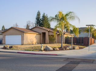 2718 Santa Ana Ave, Clovis, CA 93611