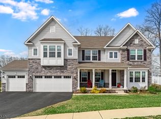 12 Esposito Ln, Landing, NJ